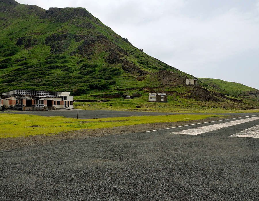 isla de brava aeropuerto abandonado