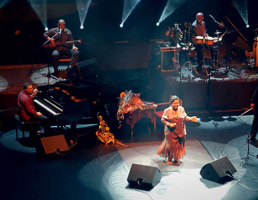 Cesária Évora Cabo Verde concierto en directo