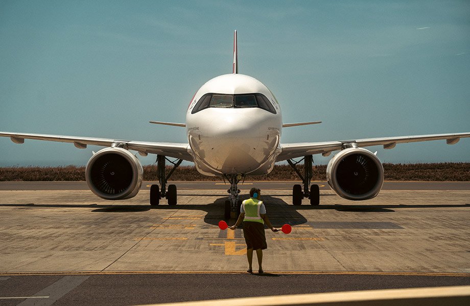 vuelos con escala aeropuerto nelson mandela